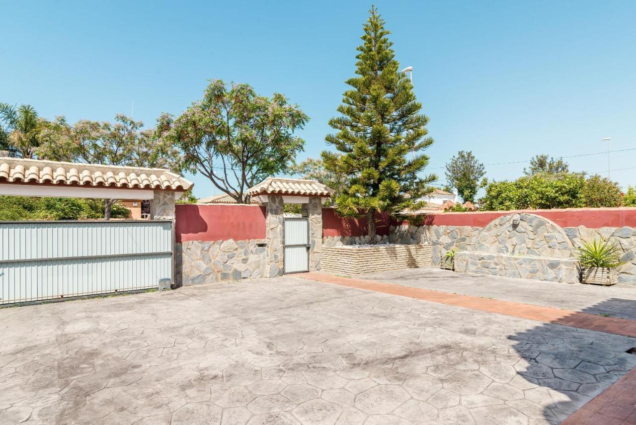 Villa Marty - Mayores De 25 Anos Chiclana de la Frontera Zewnętrze zdjęcie