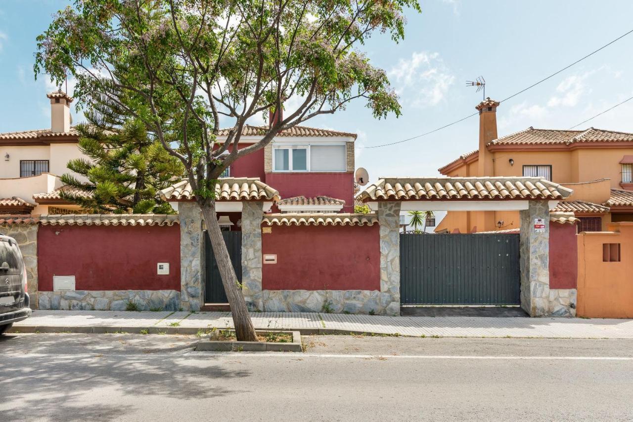 Villa Marty - Mayores De 25 Anos Chiclana de la Frontera Zewnętrze zdjęcie